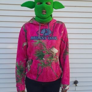 Hot pink mossy oak sweatshirt